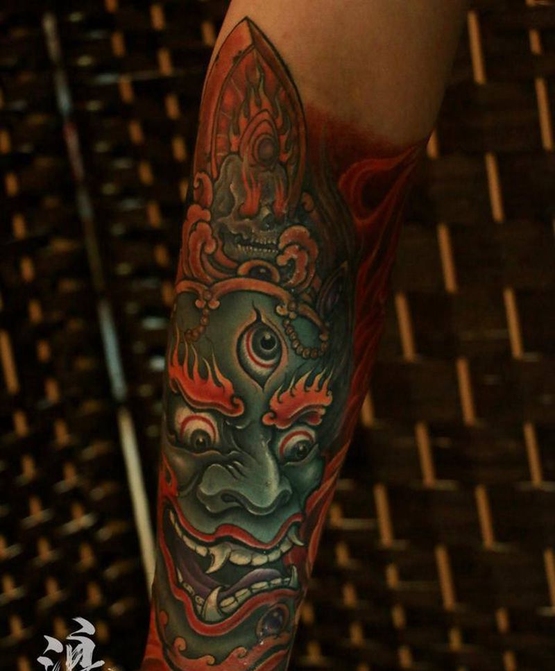 大黑天纹身图片_手臂新传统纹身图案