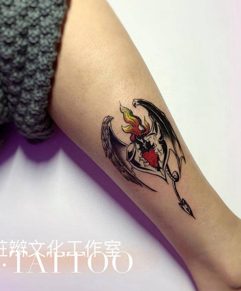 不灭纹身图片_脚部腿部Old SchoolNew School纹身图案