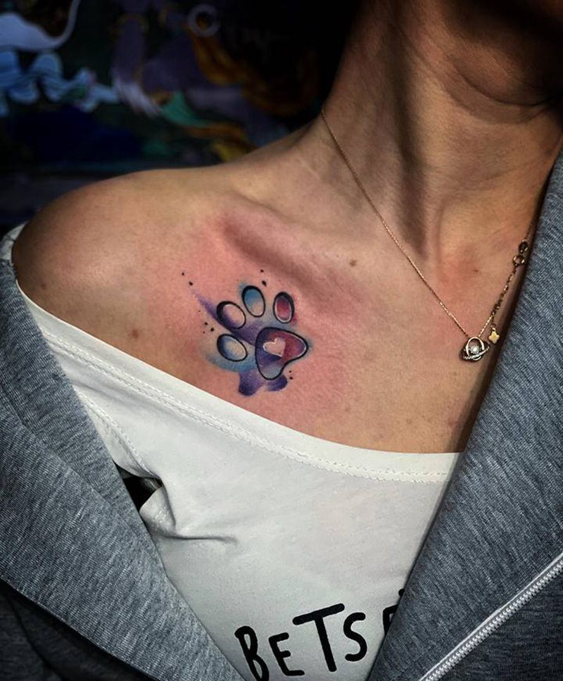 小爪爪纹身图片_胸部New School水彩纹身图案