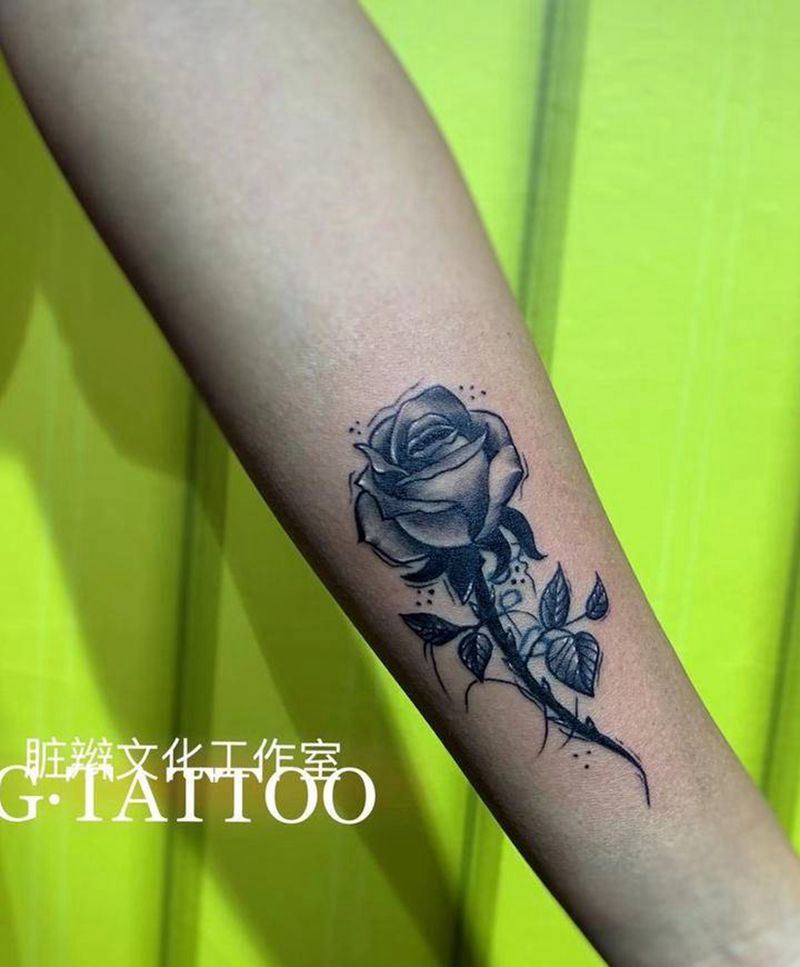 玫瑰遮盖纹身图片_手臂纹身图案
