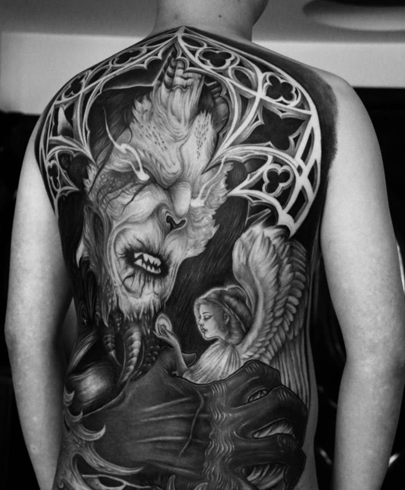 恶魔纹身图片_背部欧美写实纹身图案