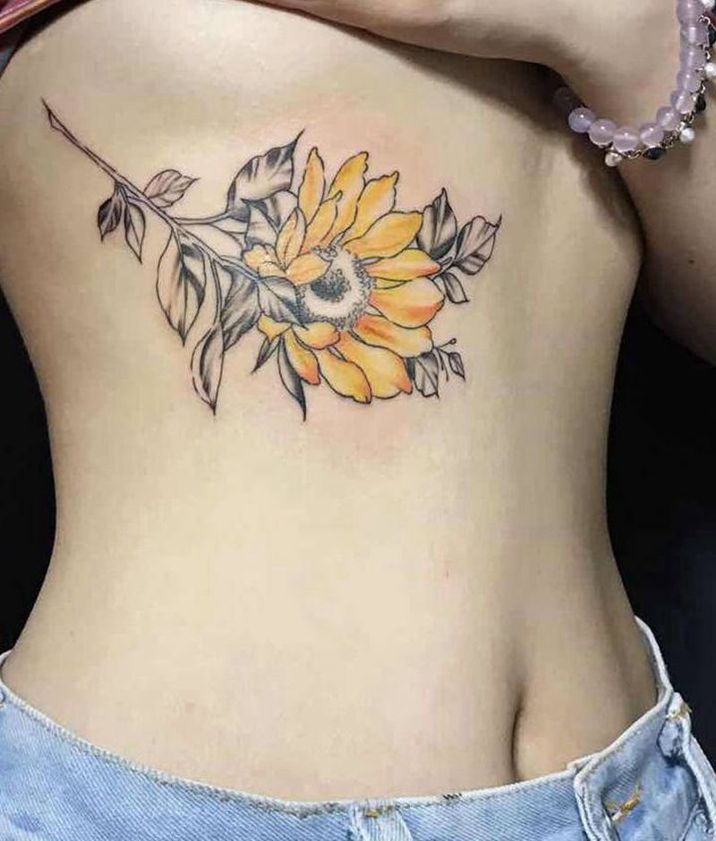 向日葵纹身图片_胸部New School纹身图案