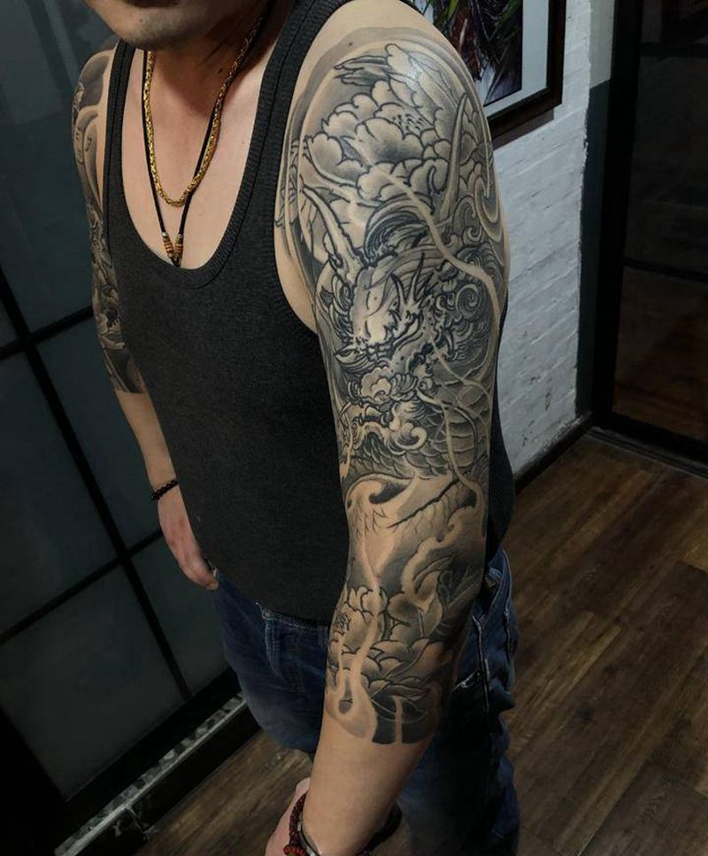 麒麟花臂纹身图片_新传统纹身图案