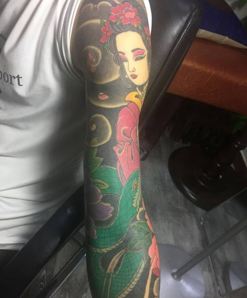 日式七份袖纹身图片_手臂老传统纹身图案