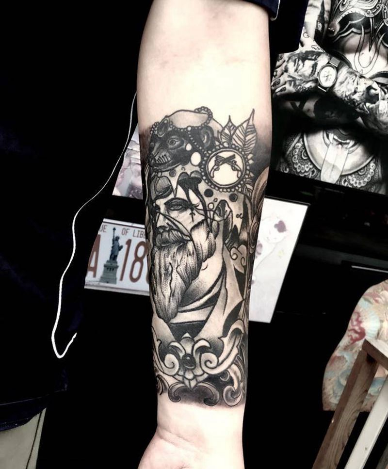 包小臂纹身图片_手臂欧美写实纹身图案