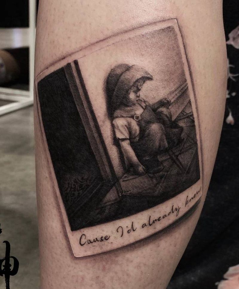 老照片纹身图片_腿部欧美写实纹身图案