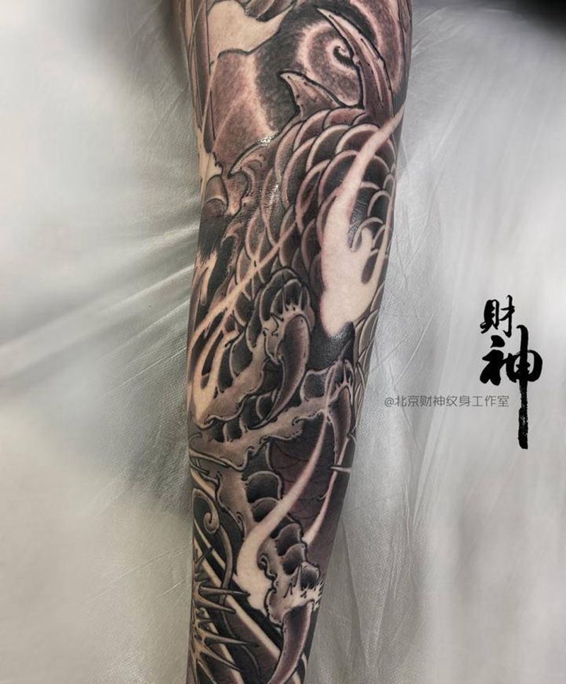 龙zuao纹身图片_手臂新传统老传统纹身图案