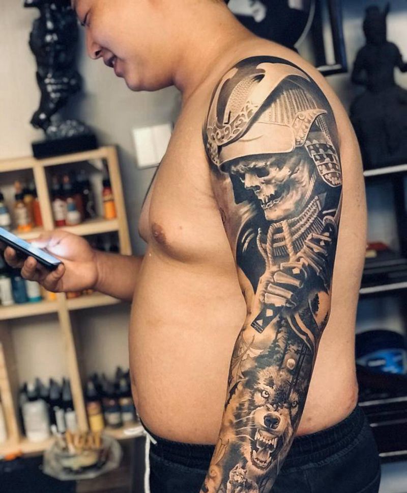 武士纹身图片_手臂新传统欧美写实纹身图案