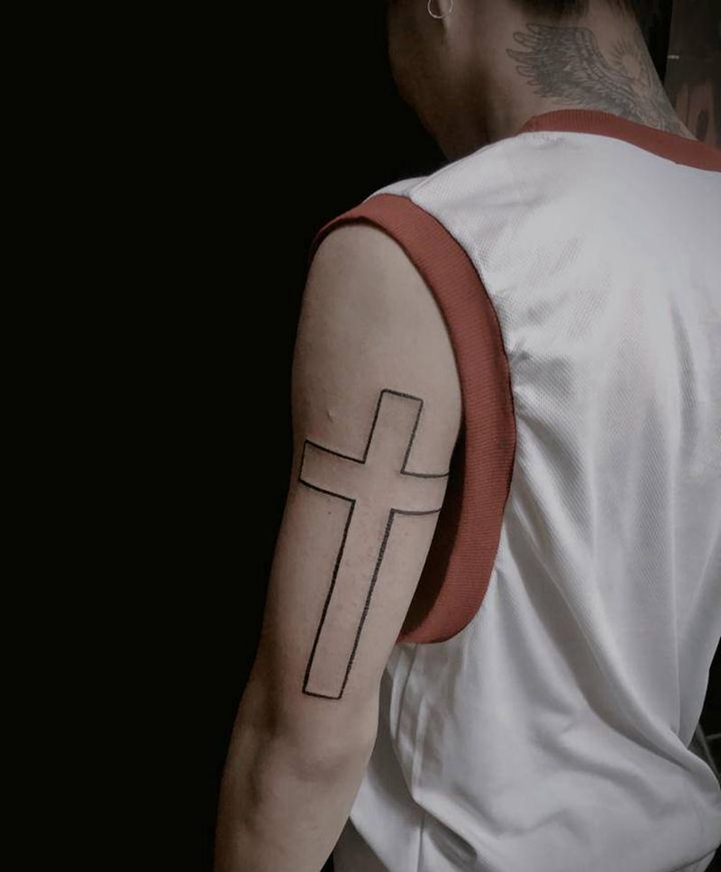 ✟纹身图片_手臂图腾纹身图案