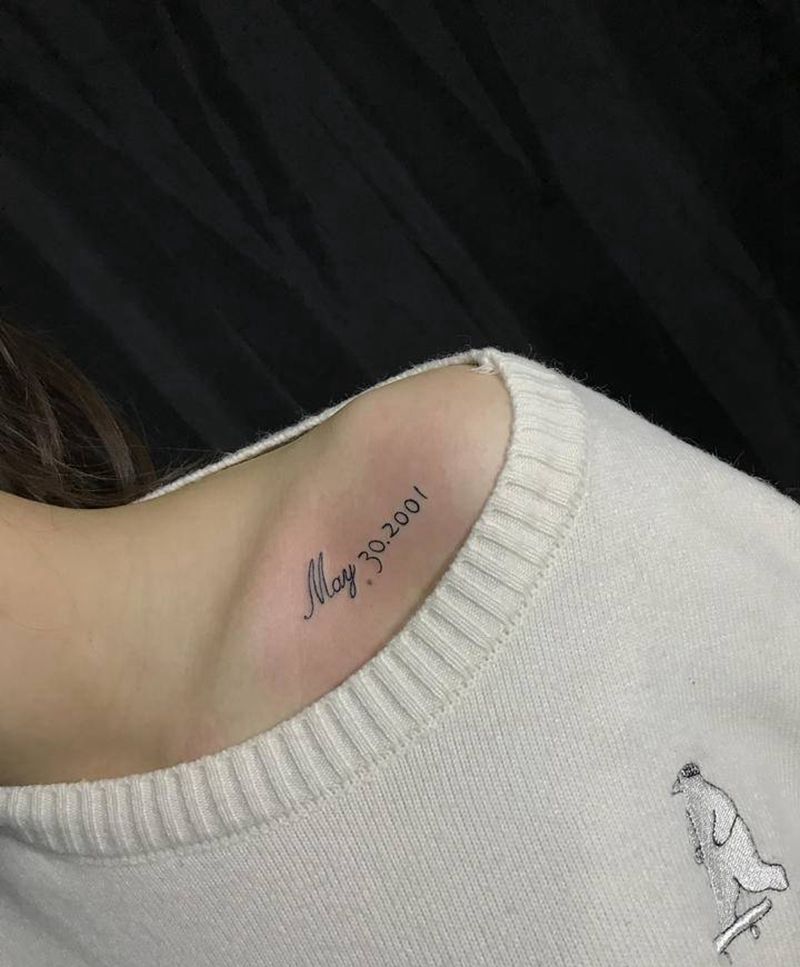 小作纹身图片_肩部纹身图案