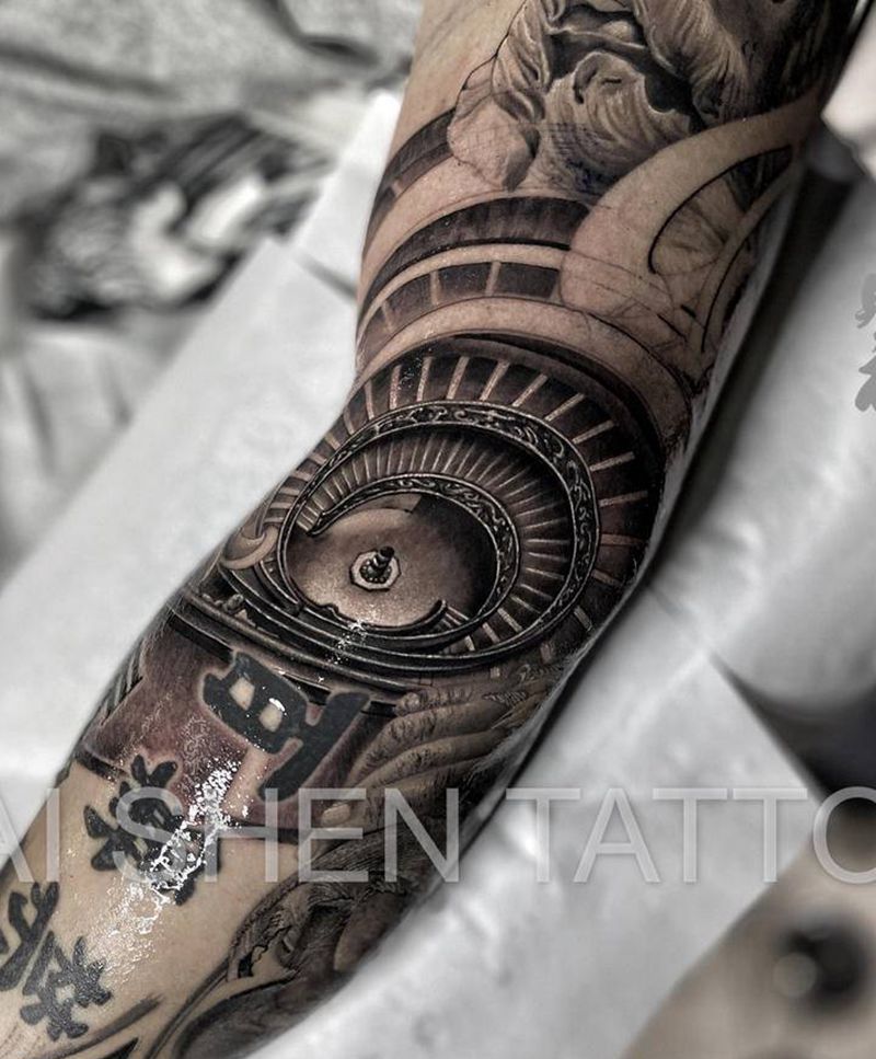 梵蒂冈博物馆纹身图片_手部手臂欧美写实楼梯纹身图案