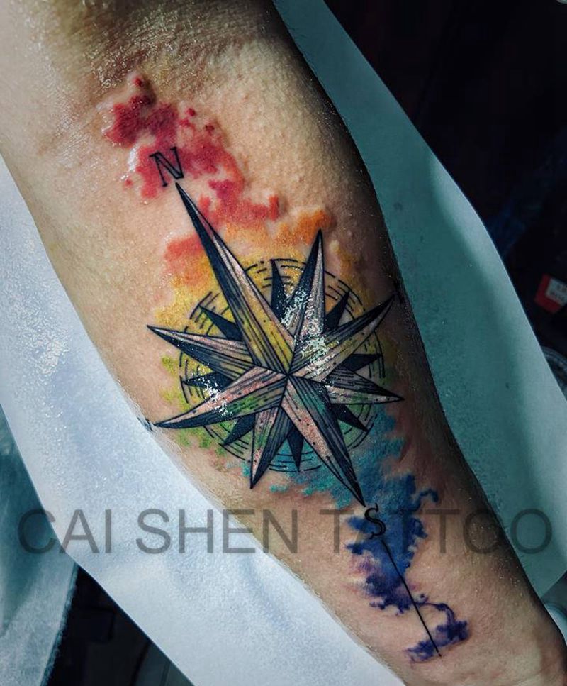 泼墨指南针纹身图片_手臂水彩水墨纹身图案