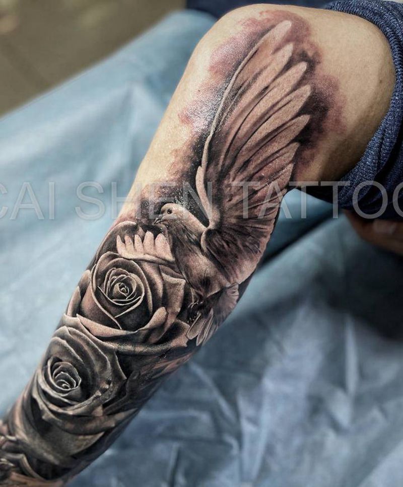 鸽子纹身图片_腿部欧美写实纹身图案