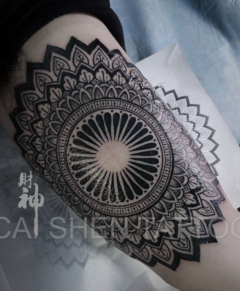 千瓣莲纹身图片_手臂点刺纹身图案