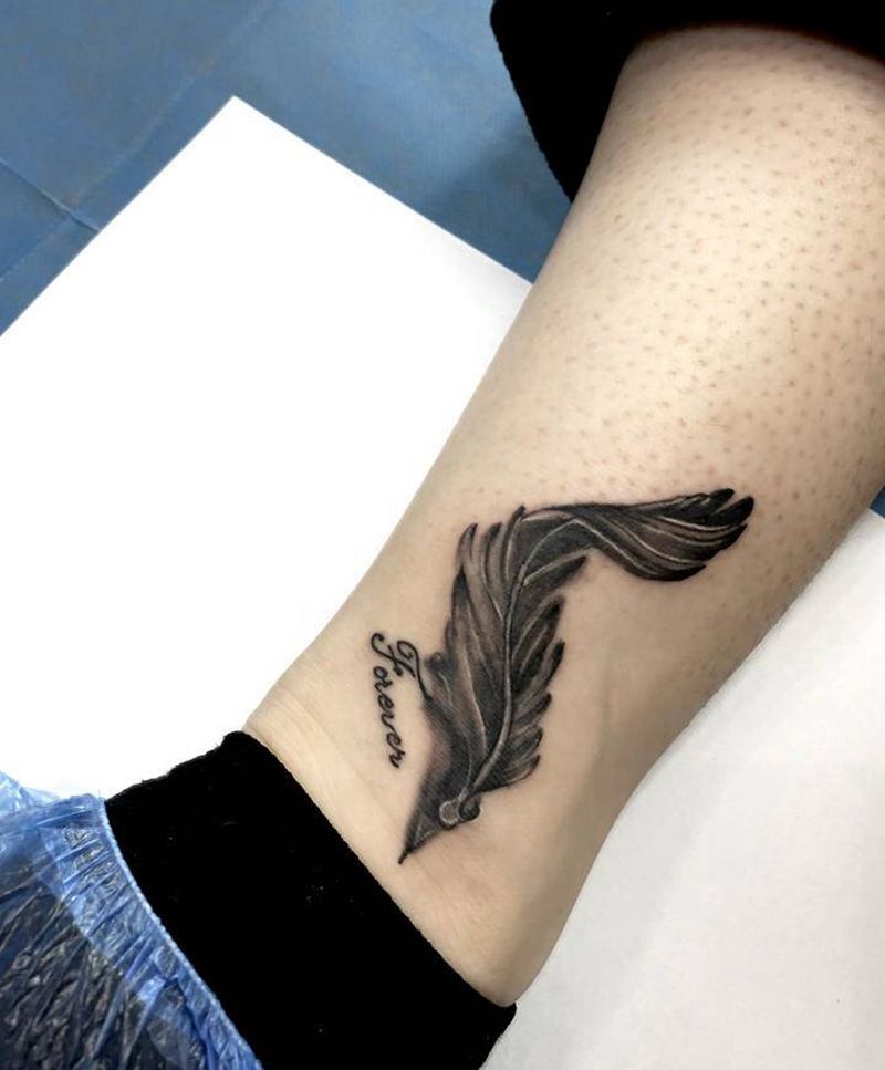 羽毛纹身图片_腿部New School纹身图案