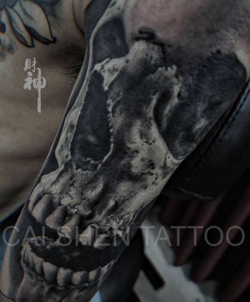 骷髅纹身图片_手臂欧美写实纹身图案