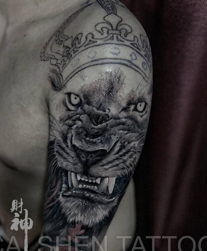 狮子王纹身图片_手臂欧美写实纹身图案