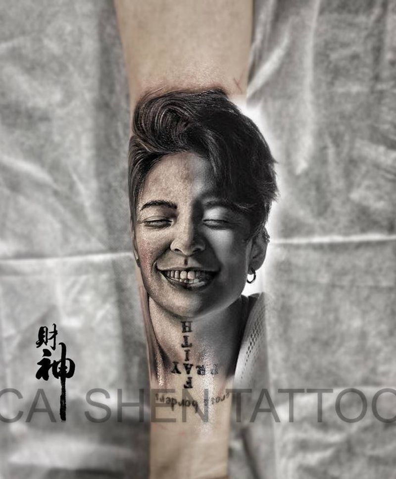 刘逸云纹身图片_手臂欧美写实纹身图案