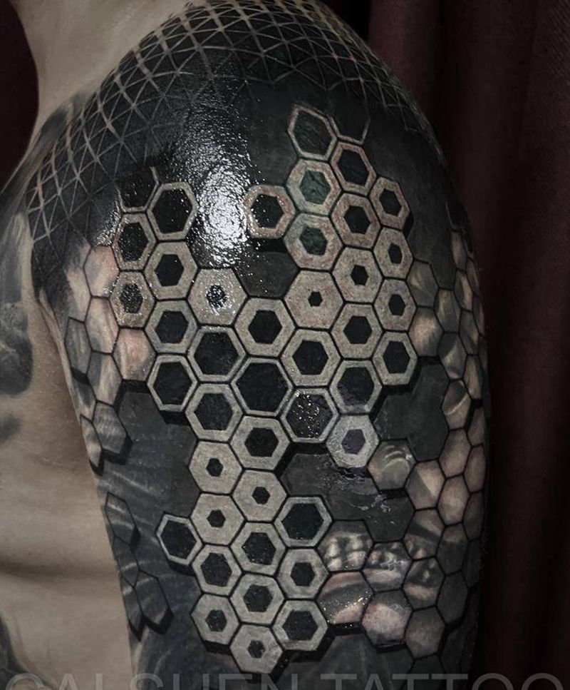 遮盖未完纹身图片_手臂几何纹身图案