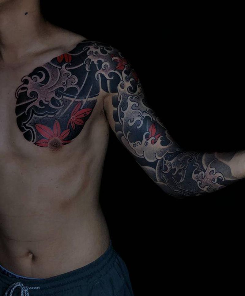 水浪花臂纹身图片_肩部手臂新传统老传统纹身图案