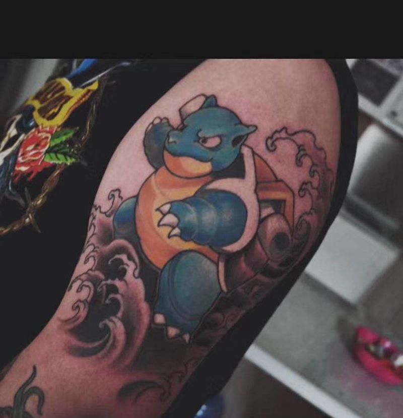 水箭龟纹身图片_New School纹身图案