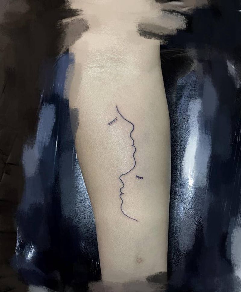 小小活纹身图片_手臂纹身图案