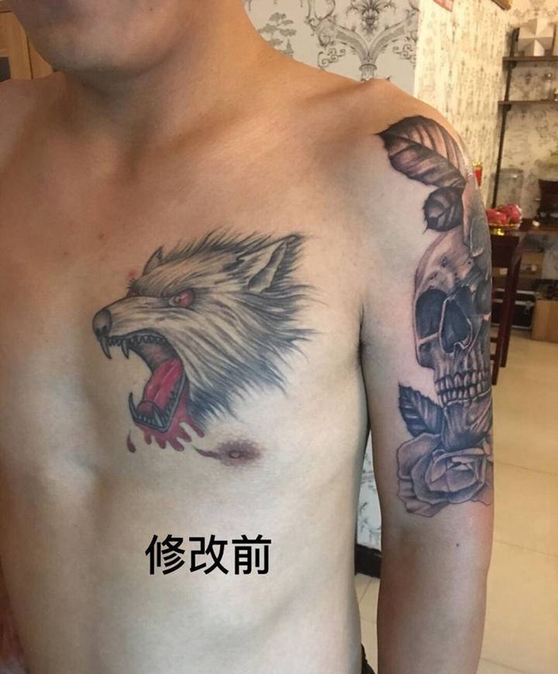 半甲狼头，骷髅纹身图片_胸部肩部新传统纹身图案