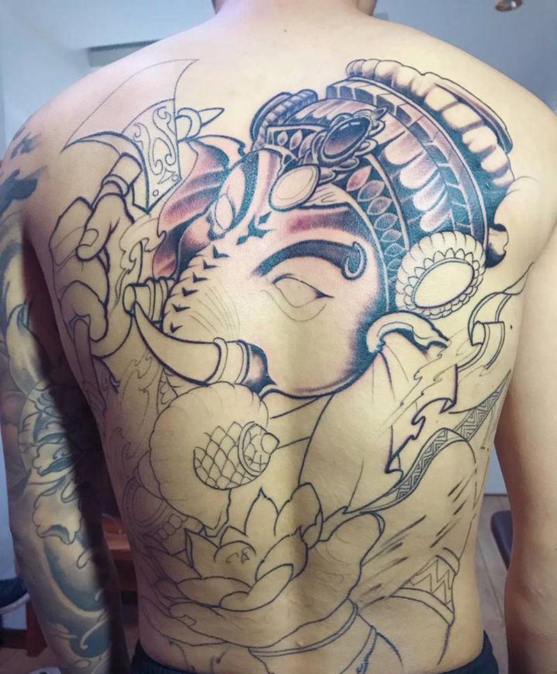 象神纹身图片_背部纹身图案