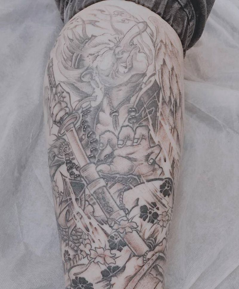 大天狗纹身图片_腿部纹身图案