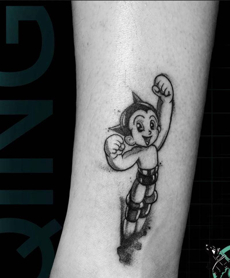 鉄腕アトム纹身图片_腿部漫画小图阿童木纹身图案