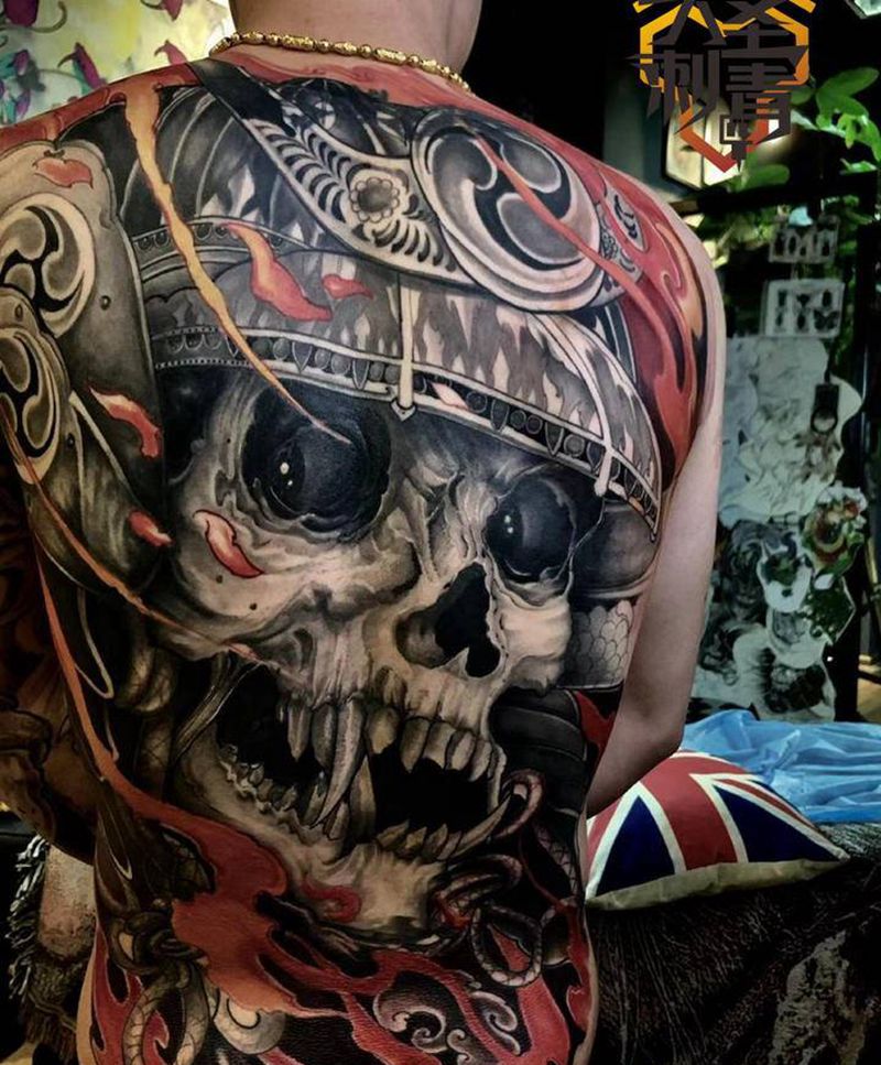 传统作品纹身图片_背部手臂新传统纹身图案