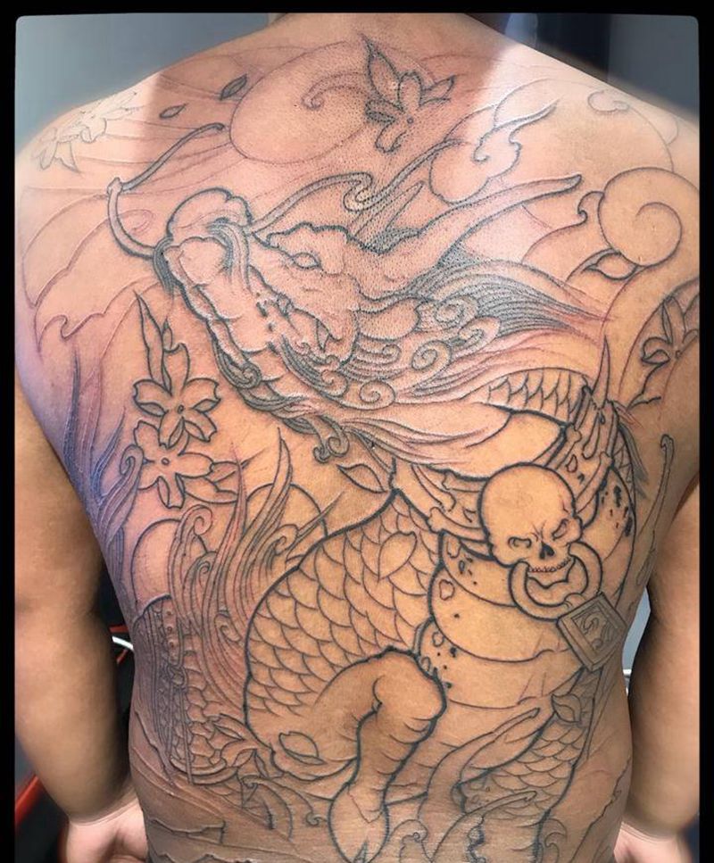 麒麟纹身图片_背部纹身图案