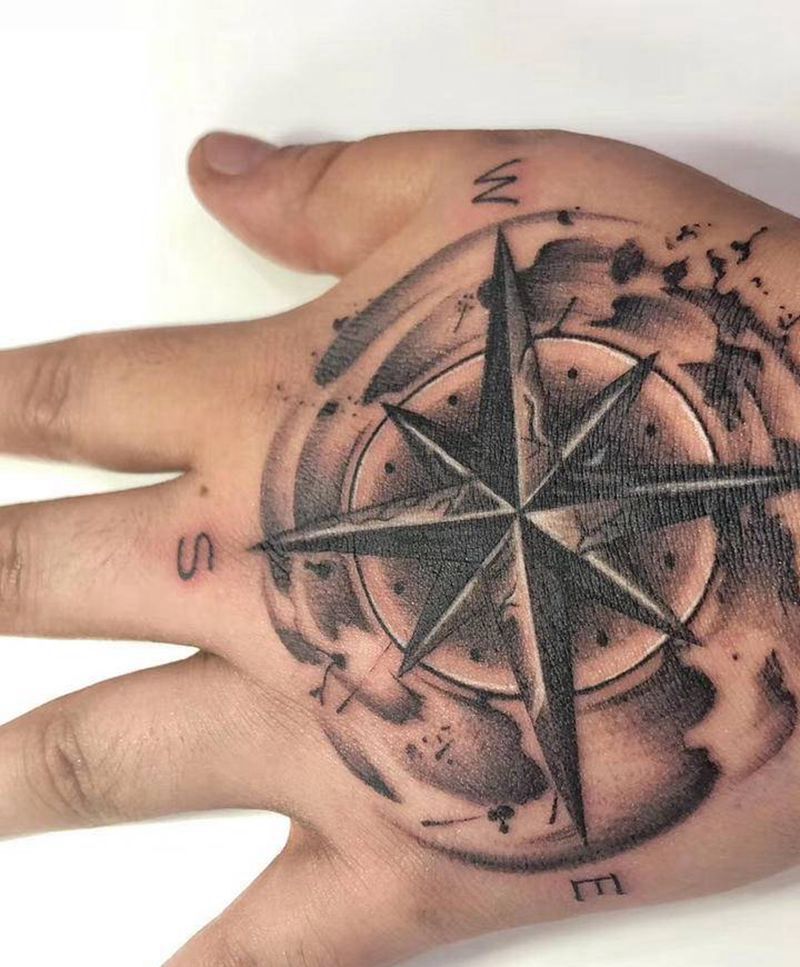 指南针纹身图片_手部New School指南针纹身图案