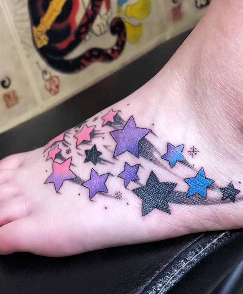 星星纹身图片_脚部水彩星星纹身图案
