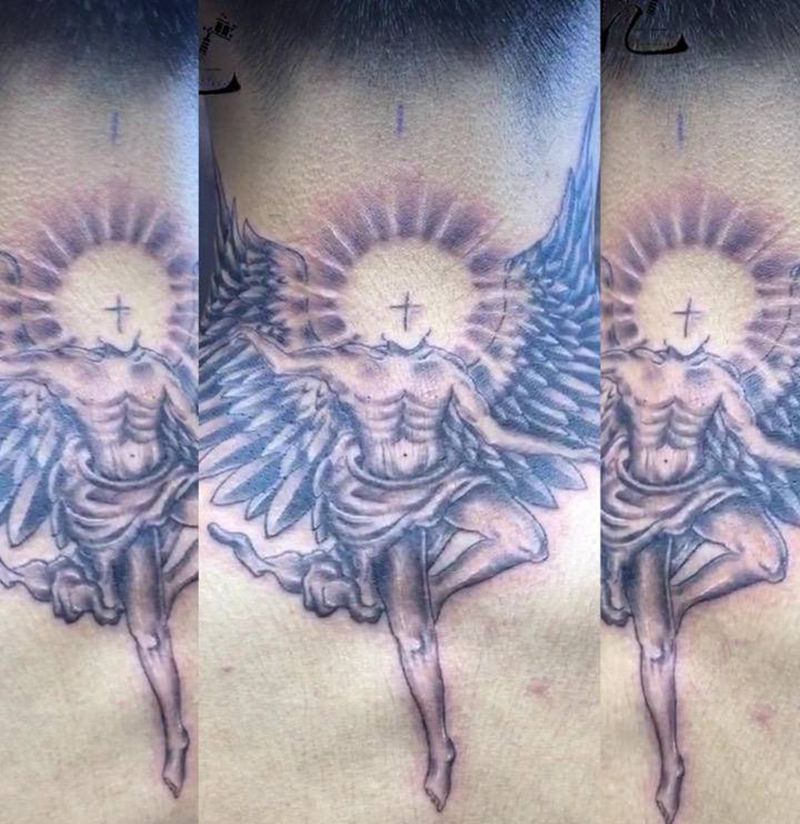 炽天使纹身图片_颈部纹身图案