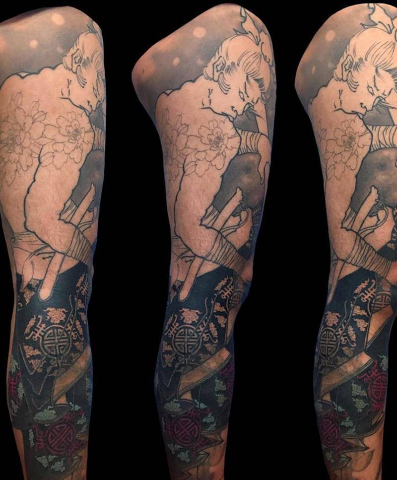 花腿纹身图片_腿部新传统纹身图案