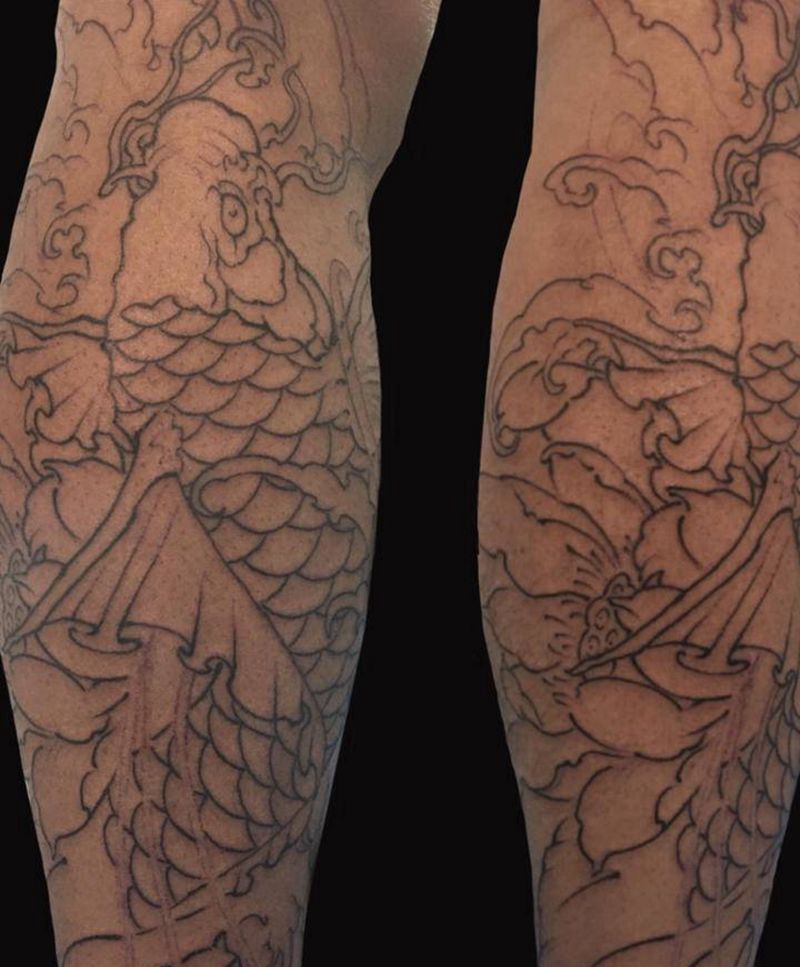 锦鲤纹身图片_腿部新传统锦鲤纹身图案