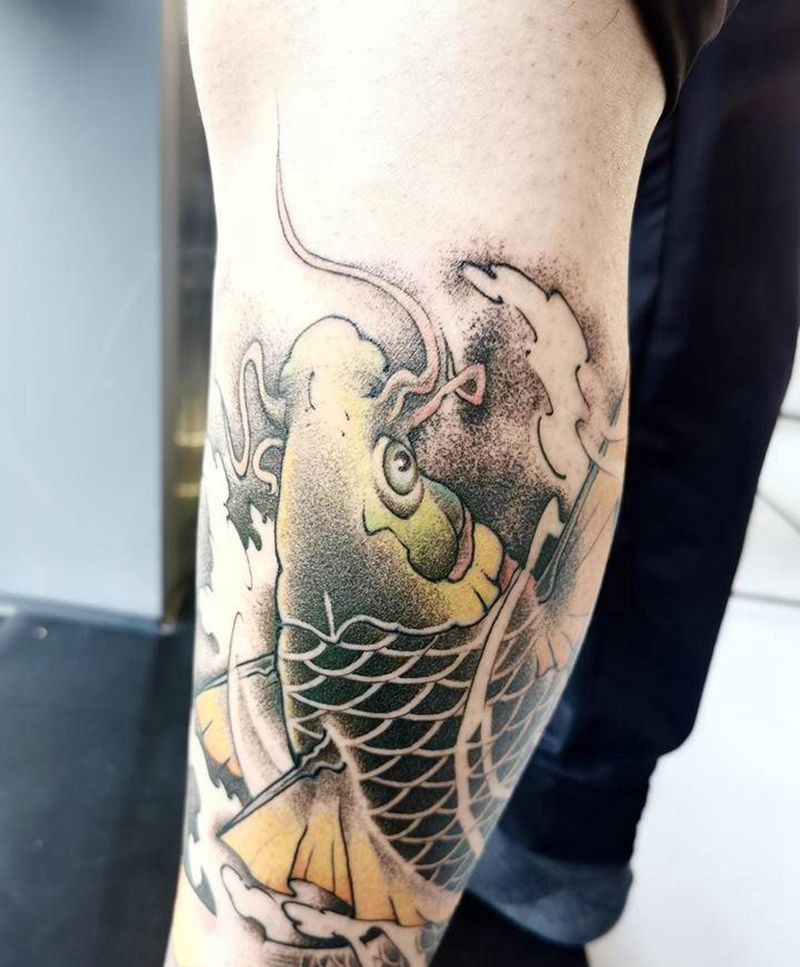 鱼纹身图片_腿部新传统纹身图案