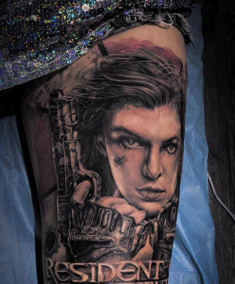 米拉·乔沃维奇纹身图片_腿部欧美写实人像纹身图案