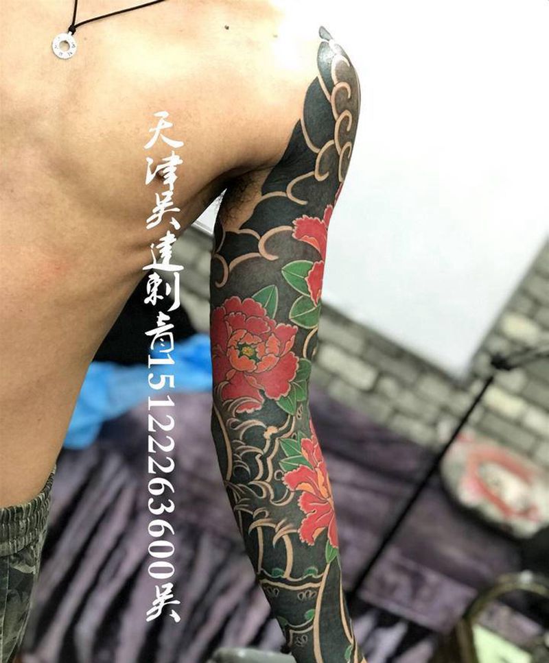 近期吴建老师作品纹身图片_手臂老传统纹身图案