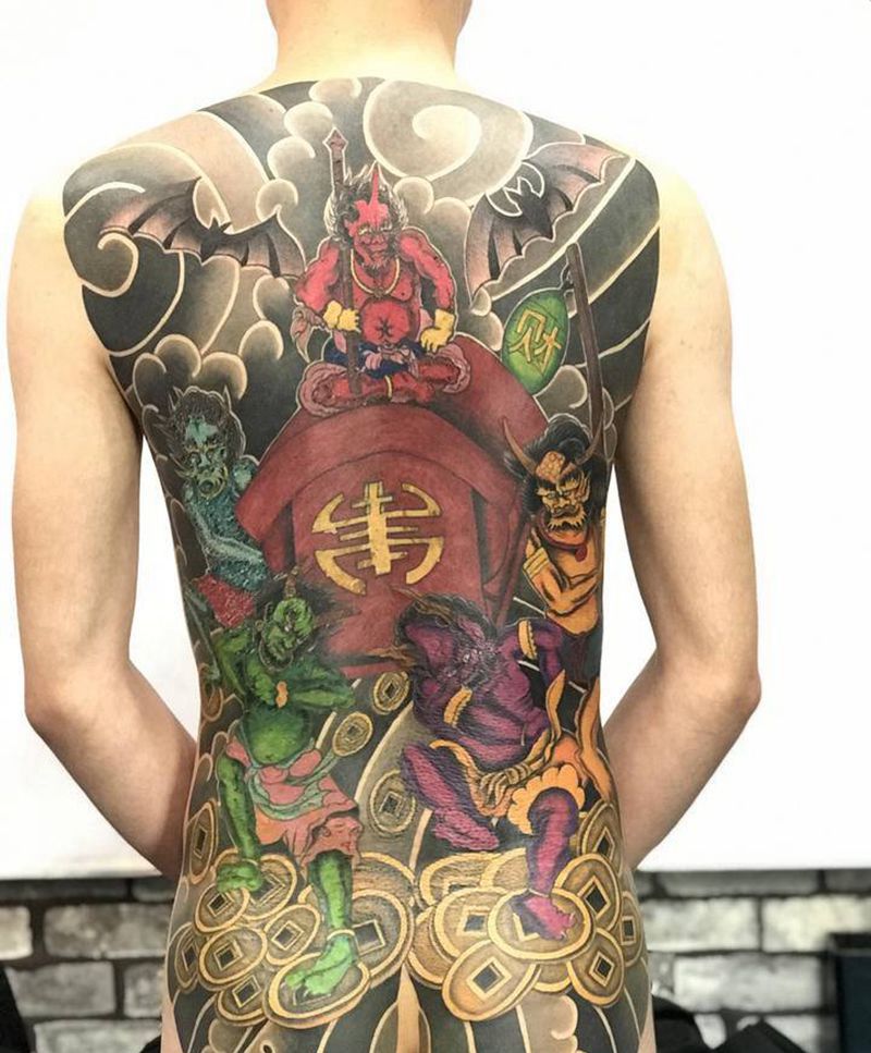 五鬼运财纹身图片_背部老传统纹身图案