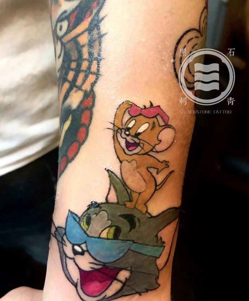 猫和老鼠纹身图片_手臂New School猫老鼠卡通纹身图案
