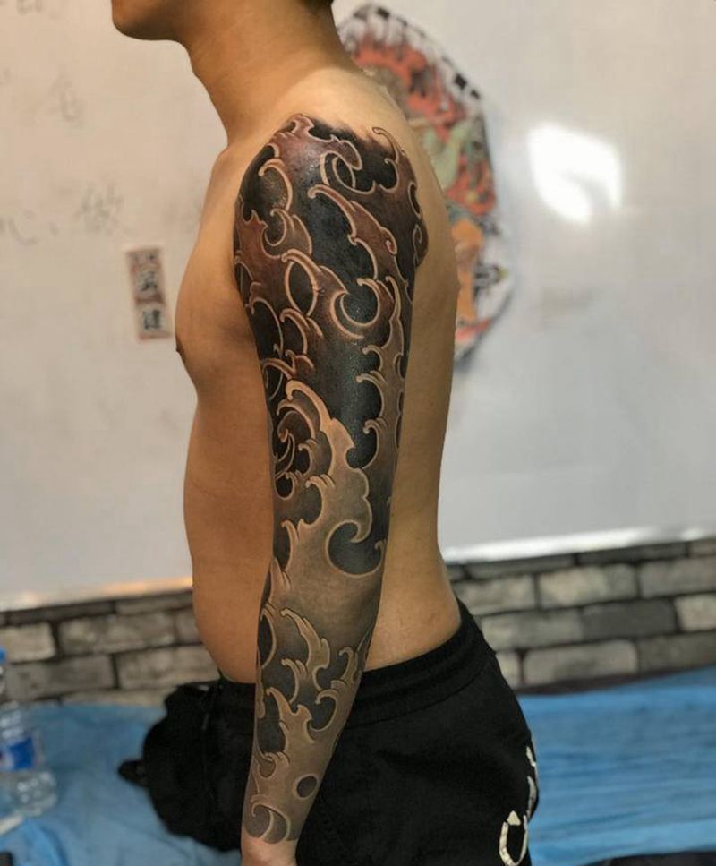 浪臂花臂纹身图片_手臂新传统老传统纹身图案