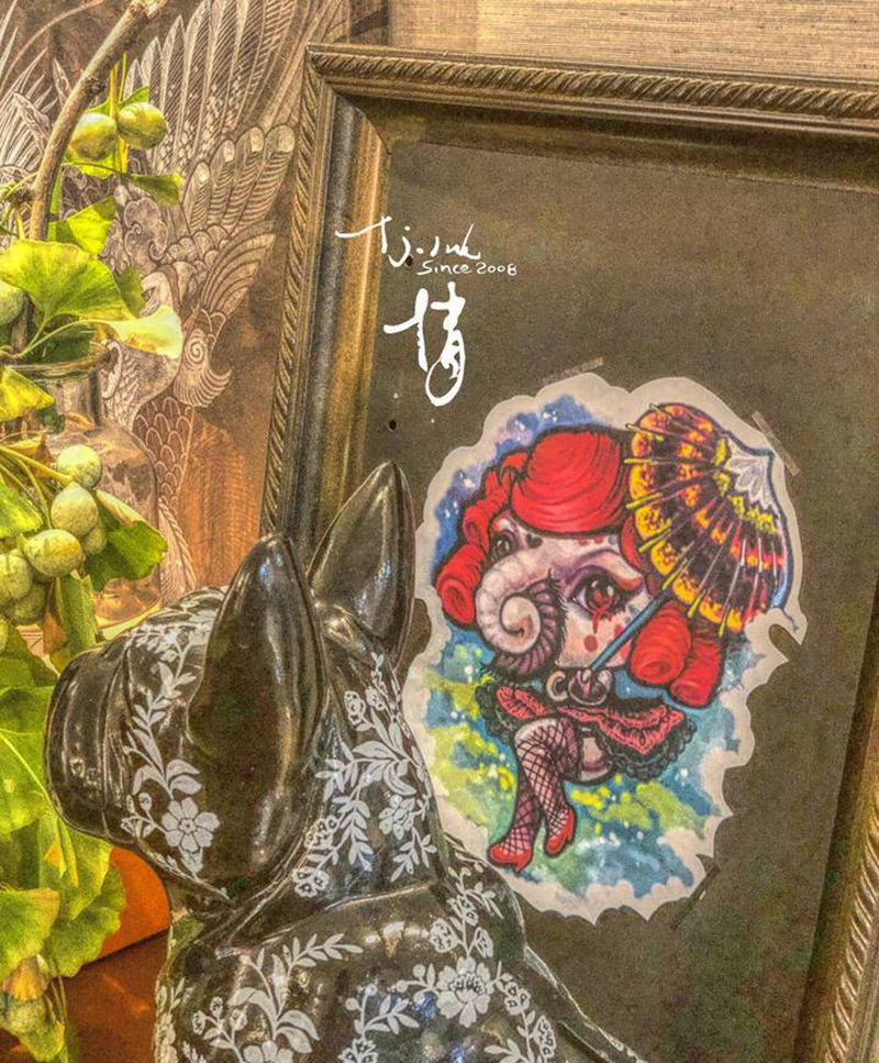 萝莉象纹身图片_腿部New School新传统刺青师倩纹身图案