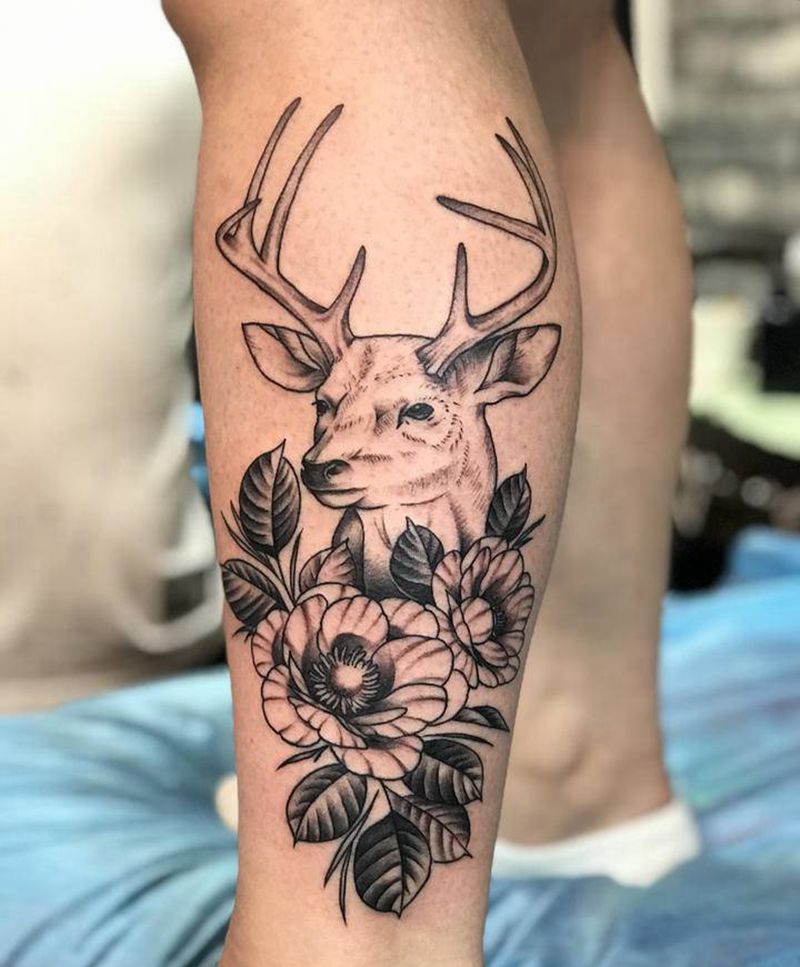 素花纹身图片_腿部纹身图案