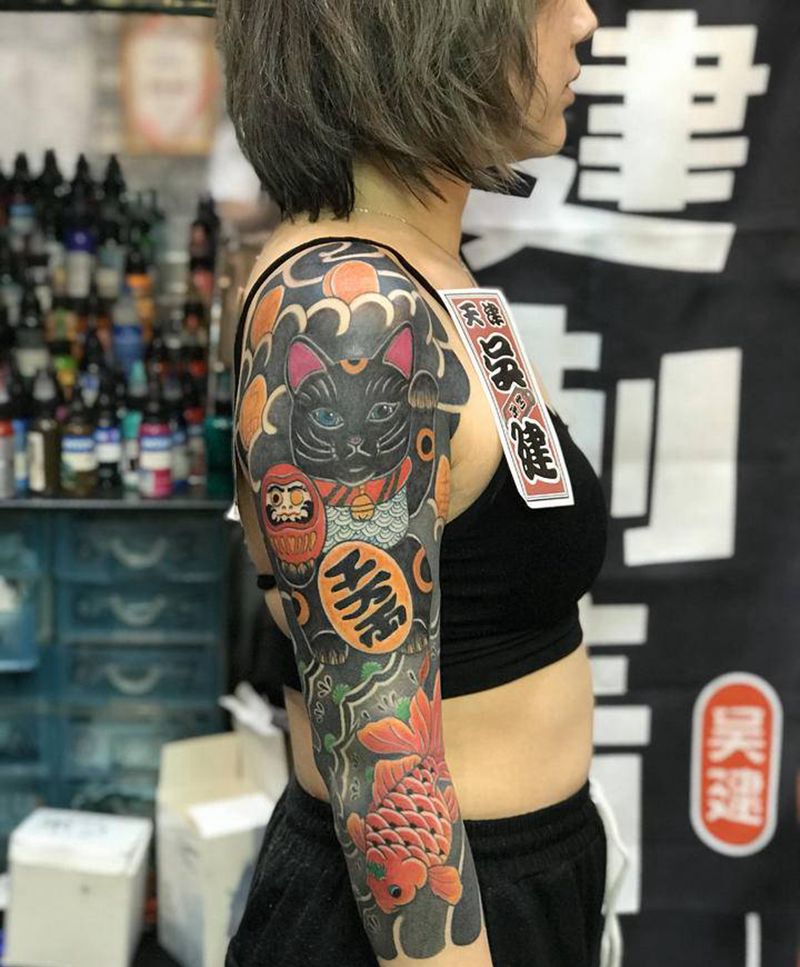 招财猫纹身图片_手臂新传统纹身图案