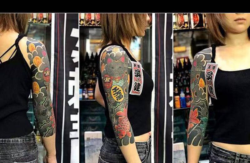 招财猫纹身图片_手臂老传统纹身图案