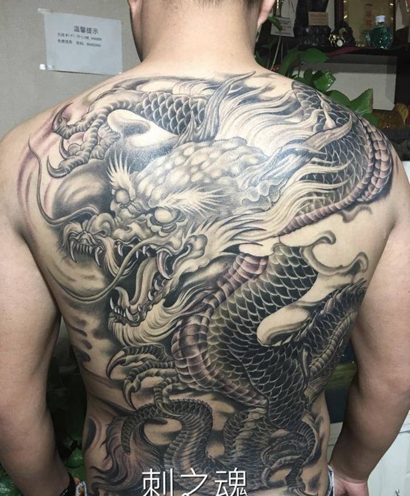 云龙纹身图片_成品背部传统动物原创纹身图案
