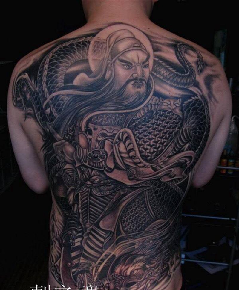 关公纹身图片_成品背部传统习俗人物纹身图案