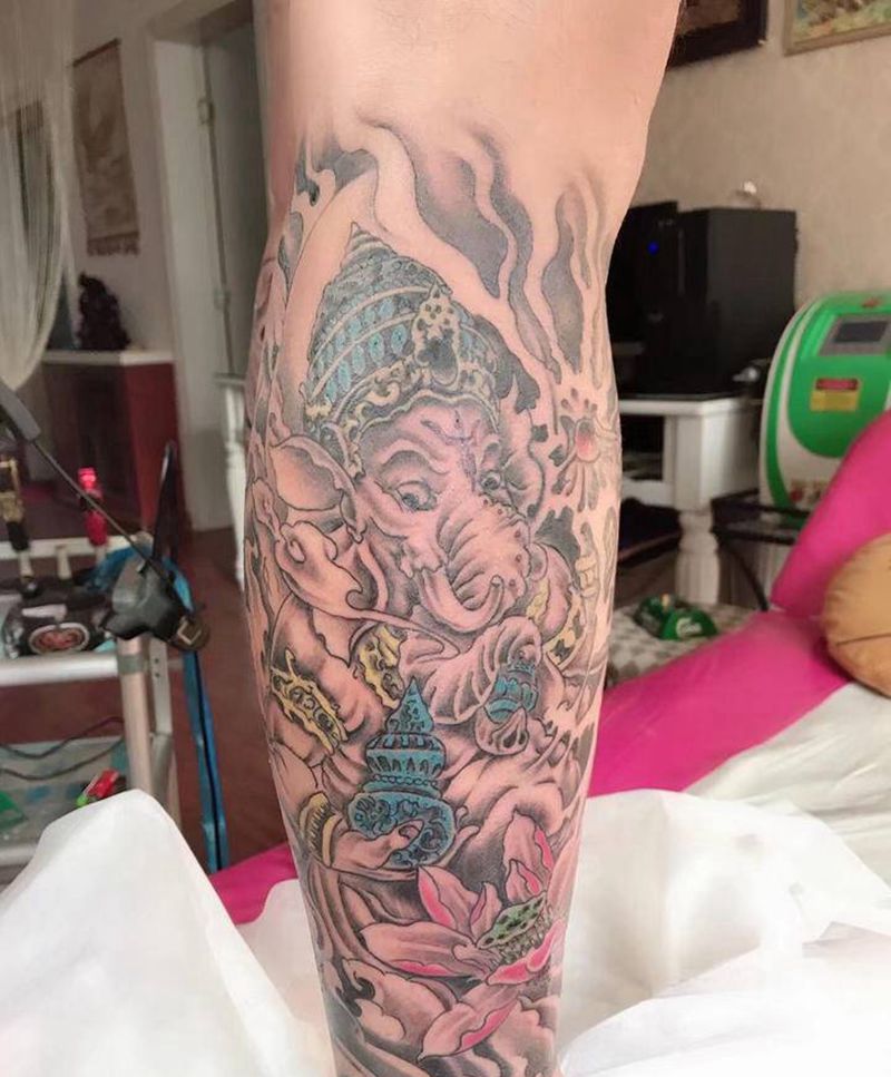 包腿象神纹身图片_腿部纹身图案